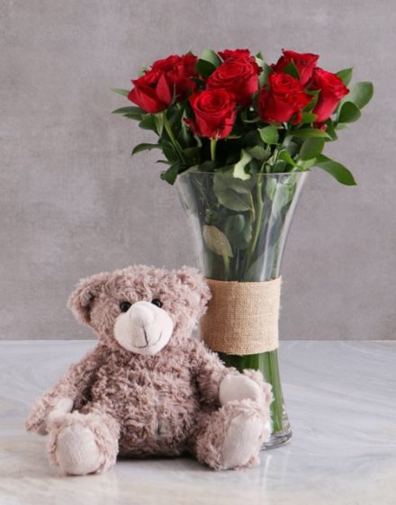 Red Roses With Brown Teddy Bear