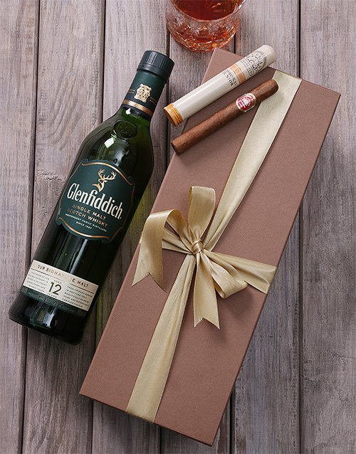 fathers-day Glenffidich and Cuban Cigar Giftbox