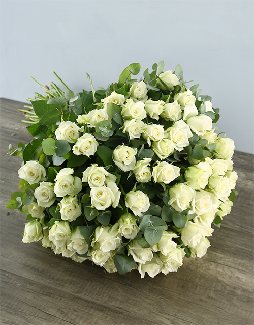 White Elegance Rose Bouquet