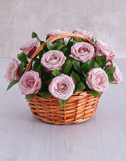 roses Variegated Rose Basket