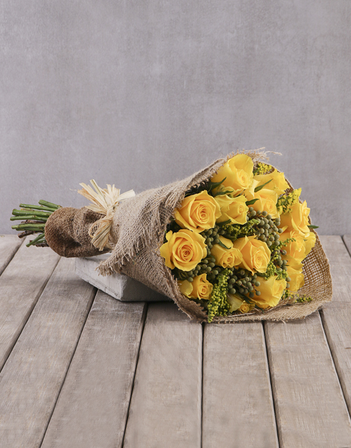 Cheerful Yellow Rose Bouquet