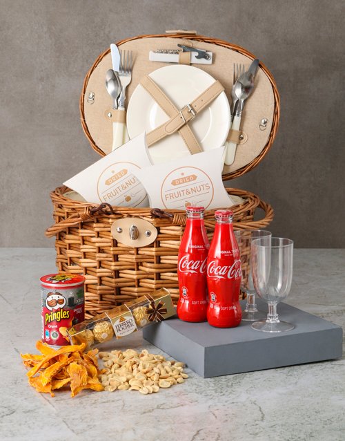 Fun In The Sun Picnic Basket Hamper