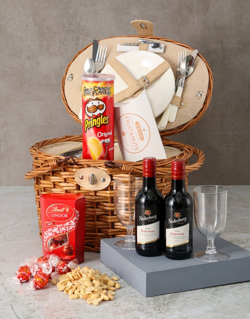 Wine and Dine Picnic Basket Hamper