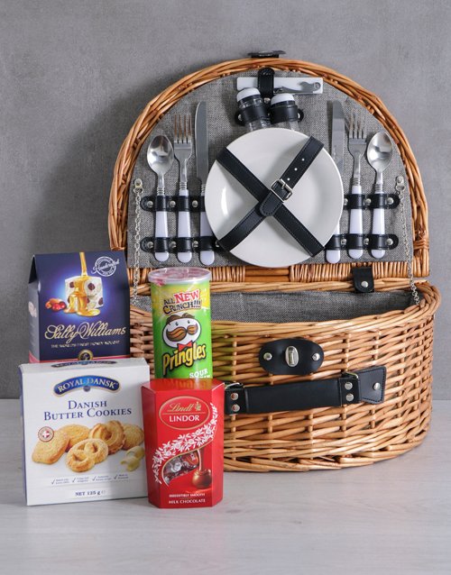 Snackers Riviera Picnic Basket