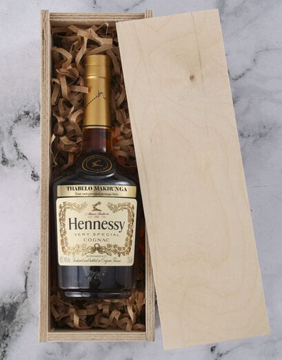 Personalised Hennessy VS Gift Box with Lindor and tumblers — Father's Day