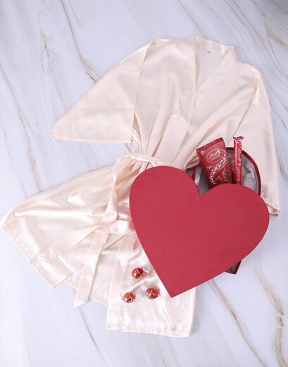 Golden Hearts Chocolate Box