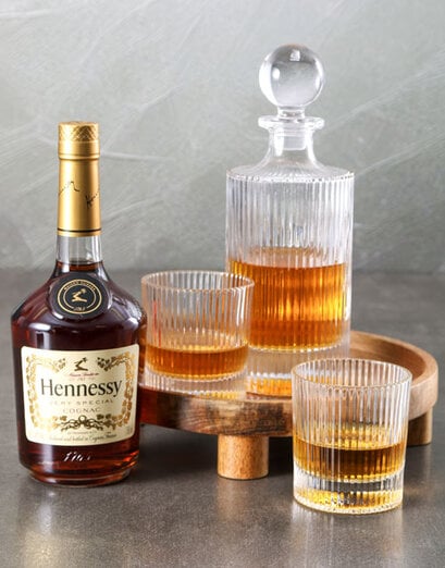 A Timeless Toast Cognac Gift Set